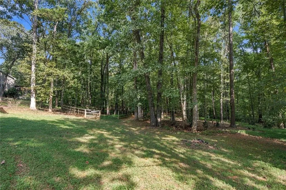 1204 Towne Harbor Court Woodstock, GA 30189