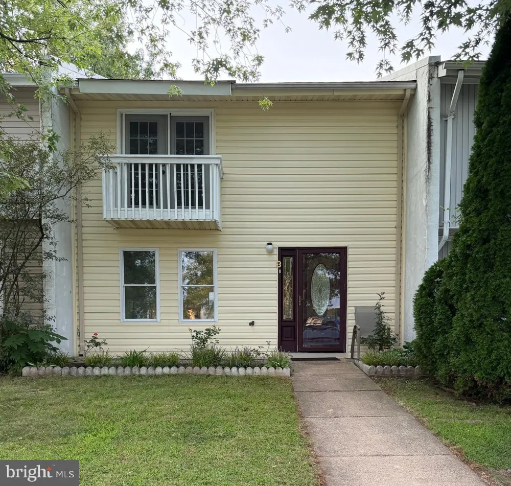 3 MONARCH DRIVE Sterling, VA 20164