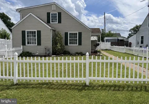8133 BULLNECK ROAD