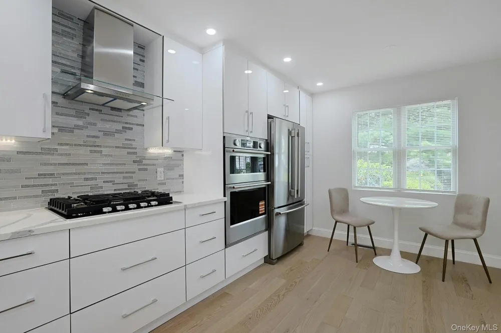 100 Brook Hills Circle #28B White Plains, NY 10605