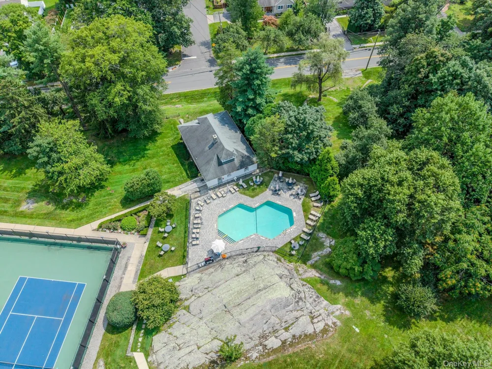 100 Brook Hills Circle #28B White Plains, NY 10605