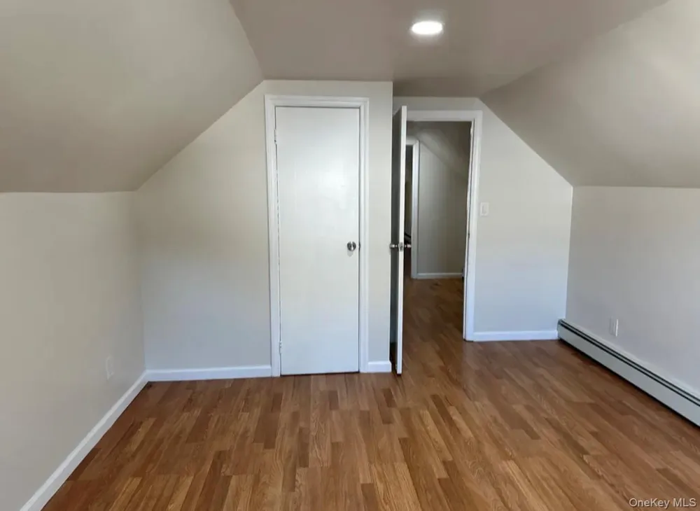 86 Sycamore Lane Central Islip, NY 11722