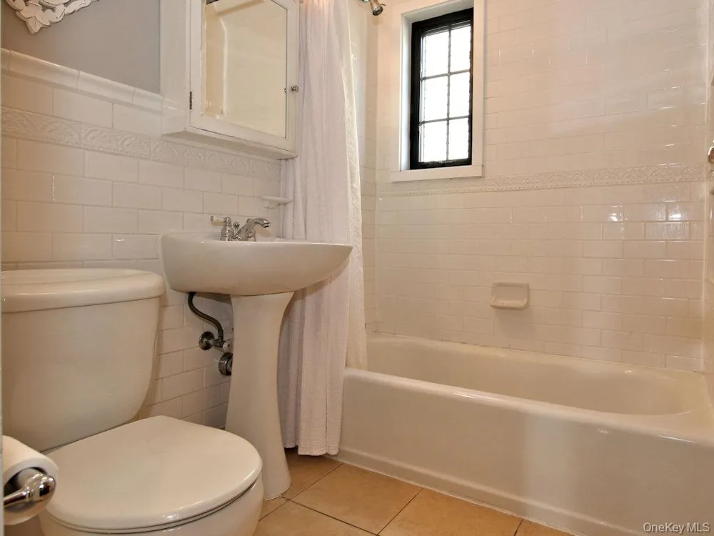 1315 Langdon Lane Mamaroneck, NY 10543