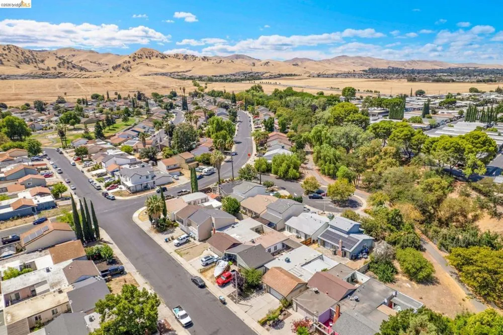 2908 Pear St Antioch, CA 94509