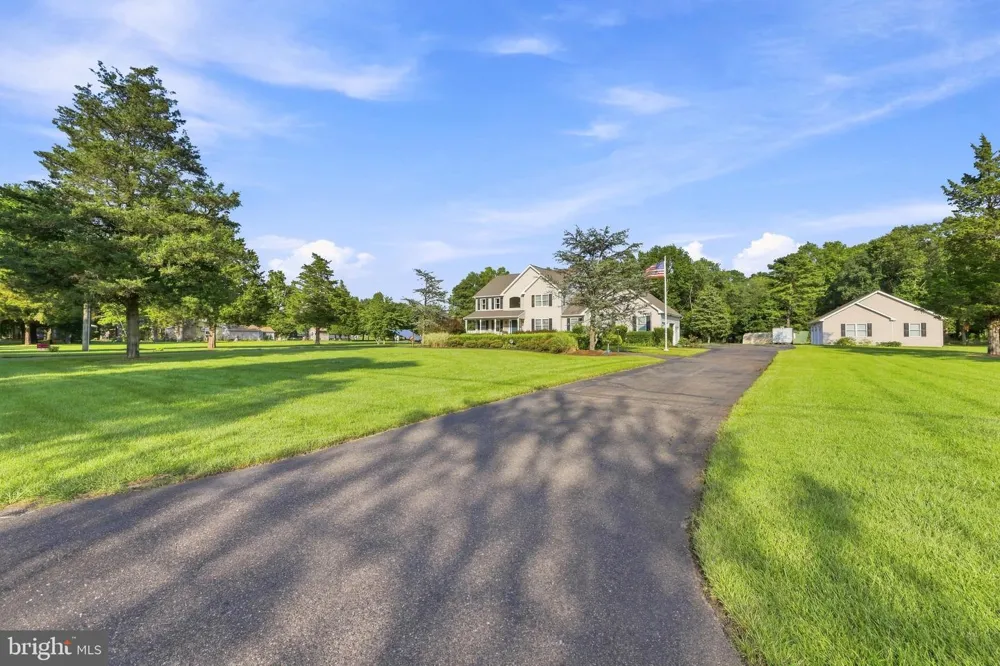 646 ALBERTSON ROAD Winslow, NJ 08095