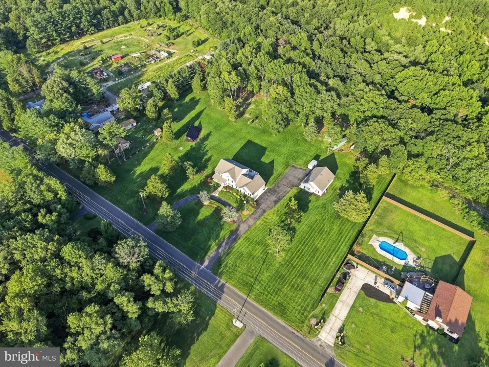 646 ALBERTSON ROAD Winslow, NJ 08095