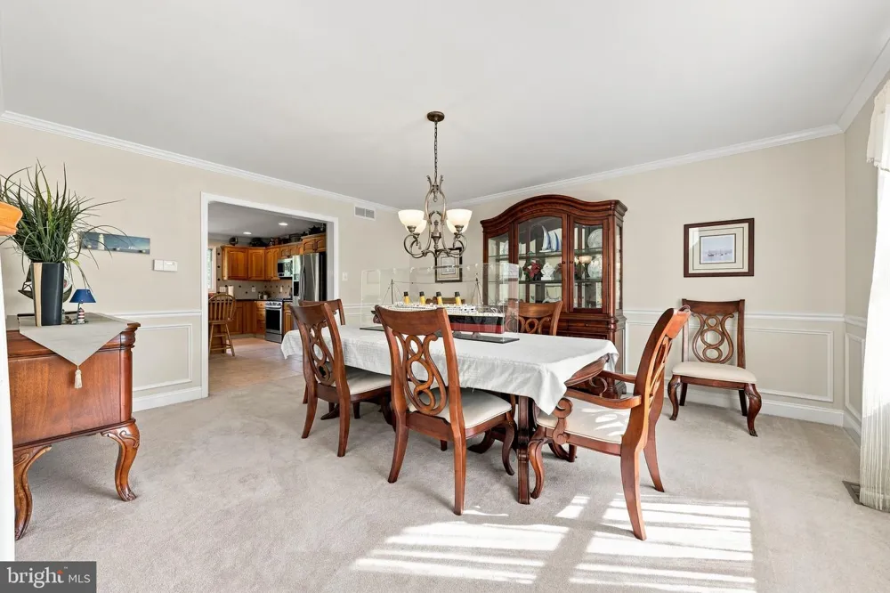 646 ALBERTSON ROAD Winslow, NJ 08095