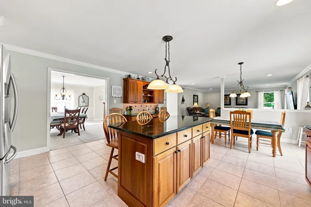 646 ALBERTSON ROAD Winslow, NJ 08095