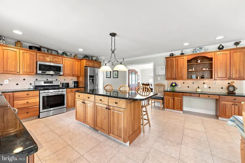 646 ALBERTSON ROAD Winslow, NJ 08095