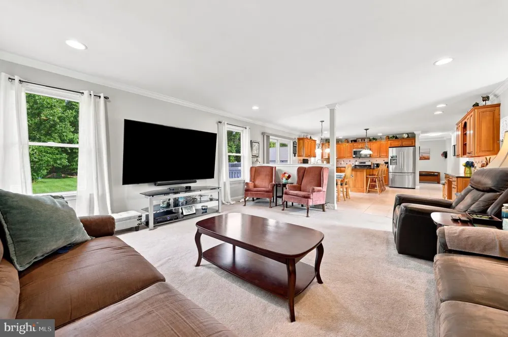646 ALBERTSON ROAD Winslow, NJ 08095