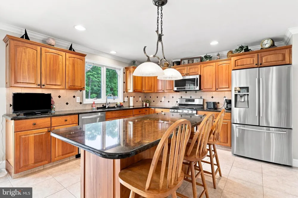 646 ALBERTSON ROAD Winslow, NJ 08095