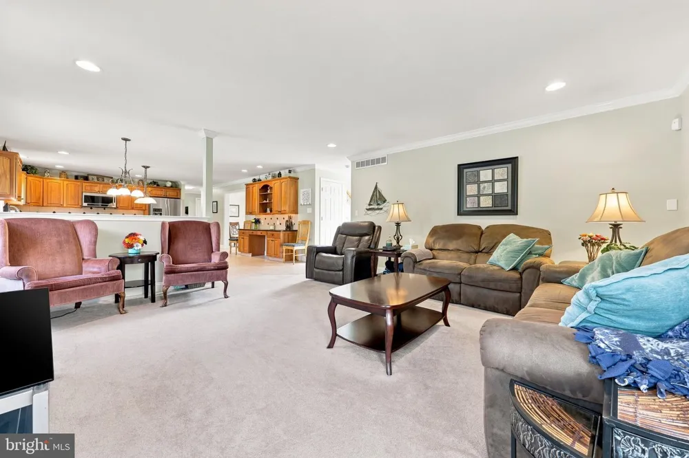 646 ALBERTSON ROAD Winslow, NJ 08095