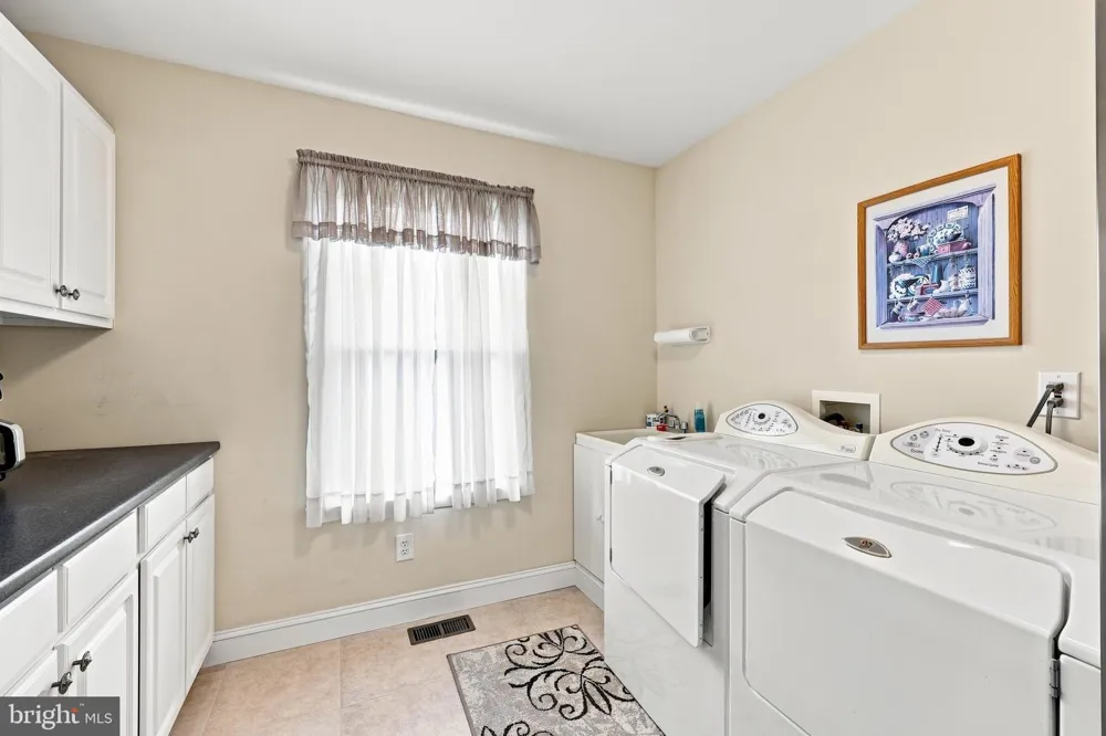 646 ALBERTSON ROAD Winslow, NJ 08095