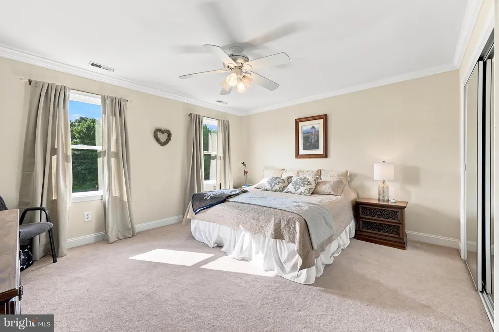 646 ALBERTSON ROAD Winslow, NJ 08095