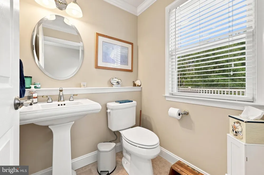 646 ALBERTSON ROAD Winslow, NJ 08095