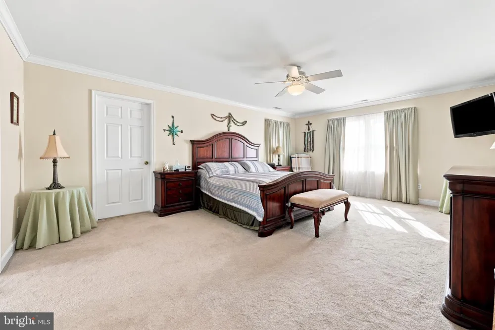646 ALBERTSON ROAD Winslow, NJ 08095