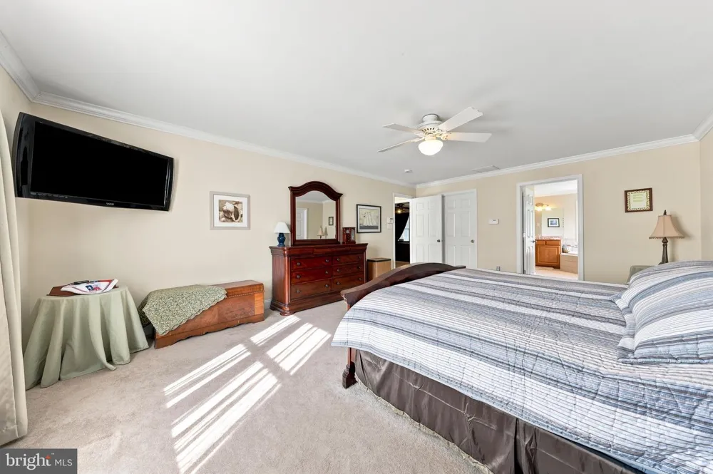 646 ALBERTSON ROAD Winslow, NJ 08095