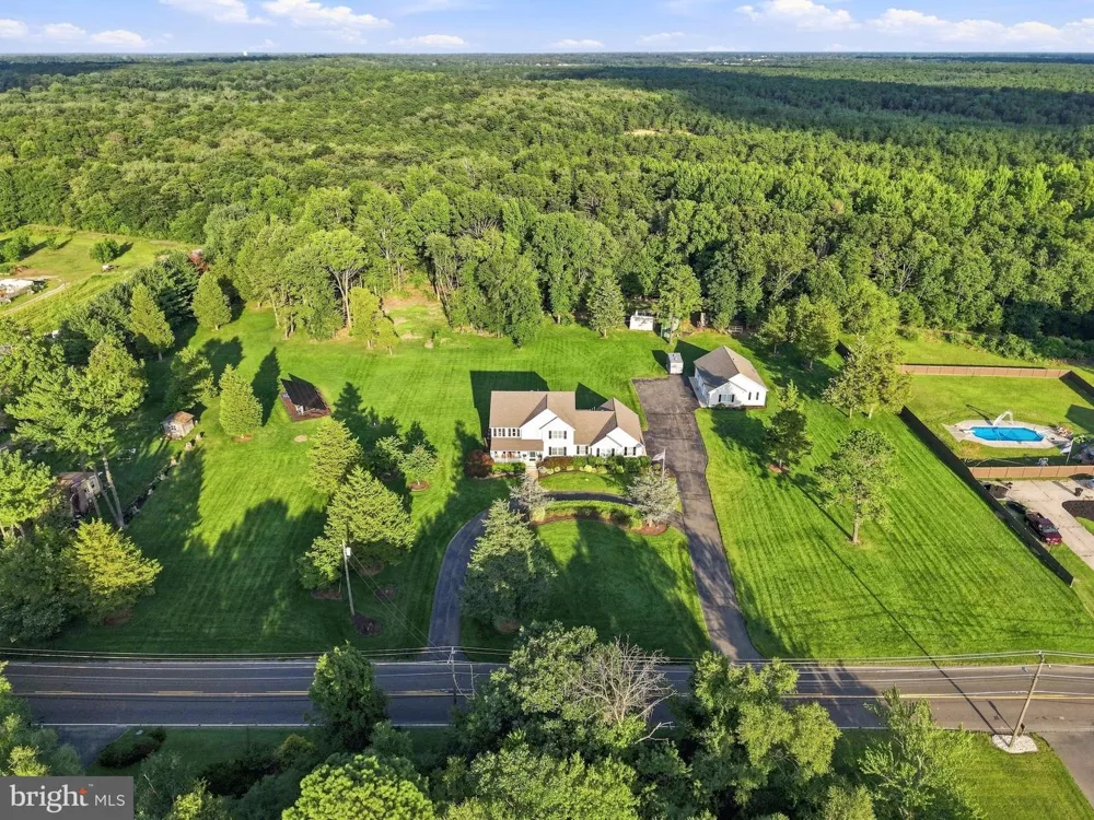 646 ALBERTSON ROAD Winslow, NJ 08095