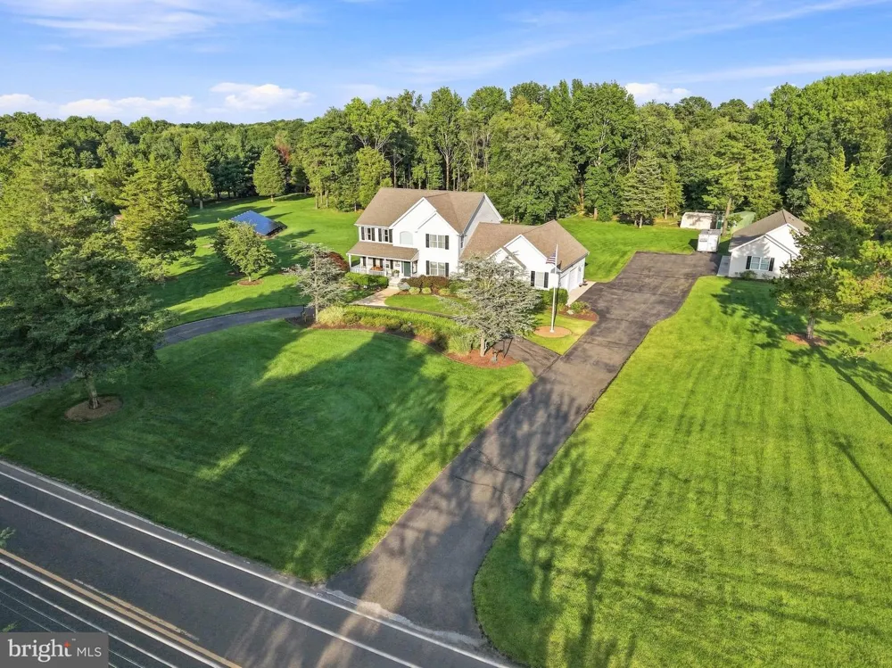 646 ALBERTSON ROAD Winslow, NJ 08095