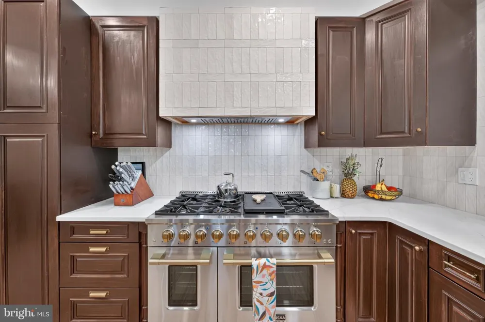 1207 ASQUITHPINES PLACE Arnold, MD 21012