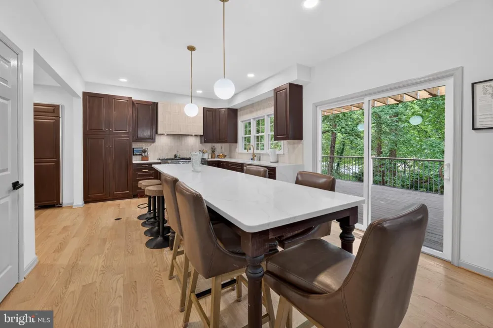1207 ASQUITHPINES PLACE Arnold, MD 21012