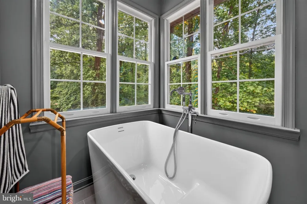 1207 ASQUITHPINES PLACE Arnold, MD 21012