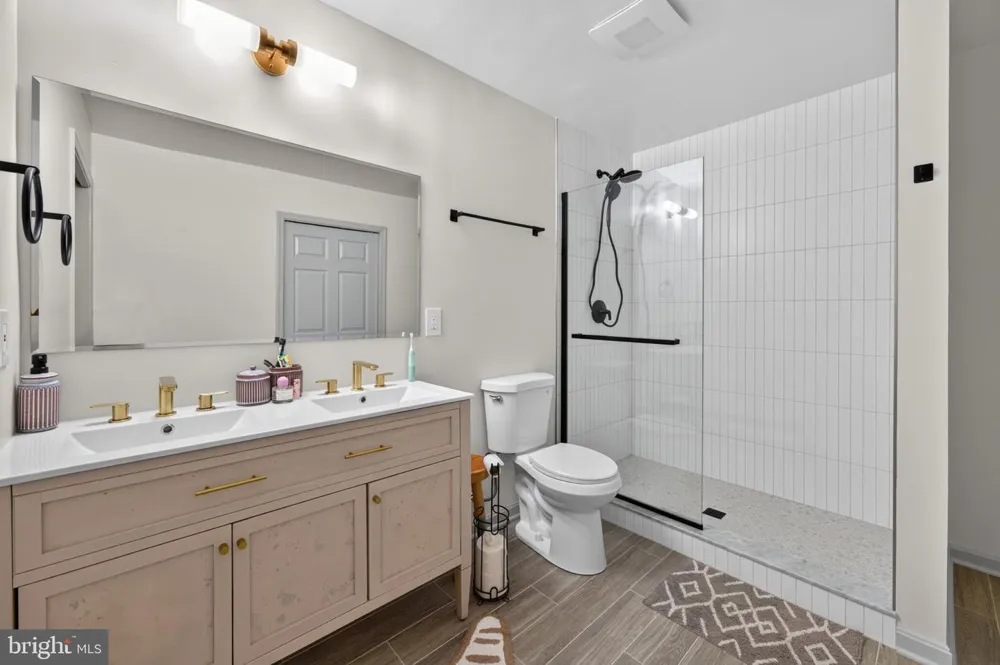 1207 ASQUITHPINES PLACE Arnold, MD 21012