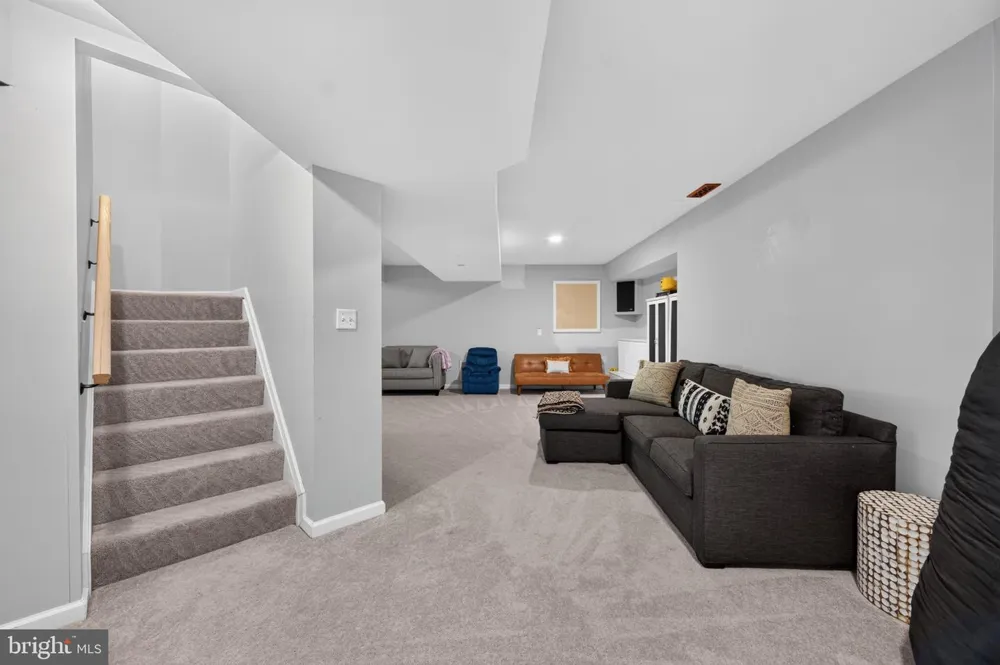 1207 ASQUITHPINES PLACE Arnold, MD 21012