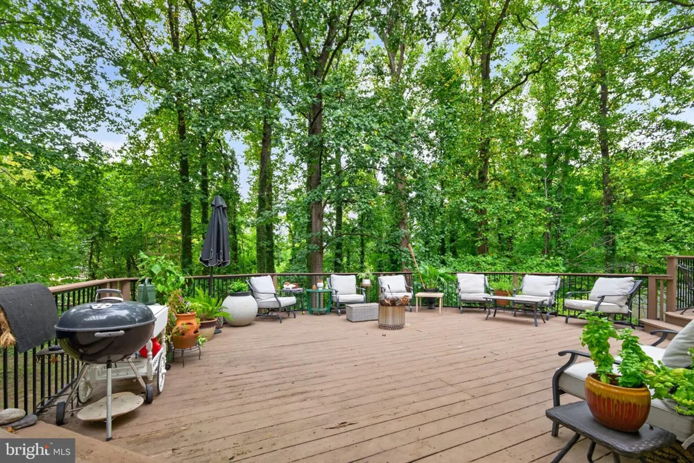 1207 ASQUITHPINES PLACE Arnold, MD 21012