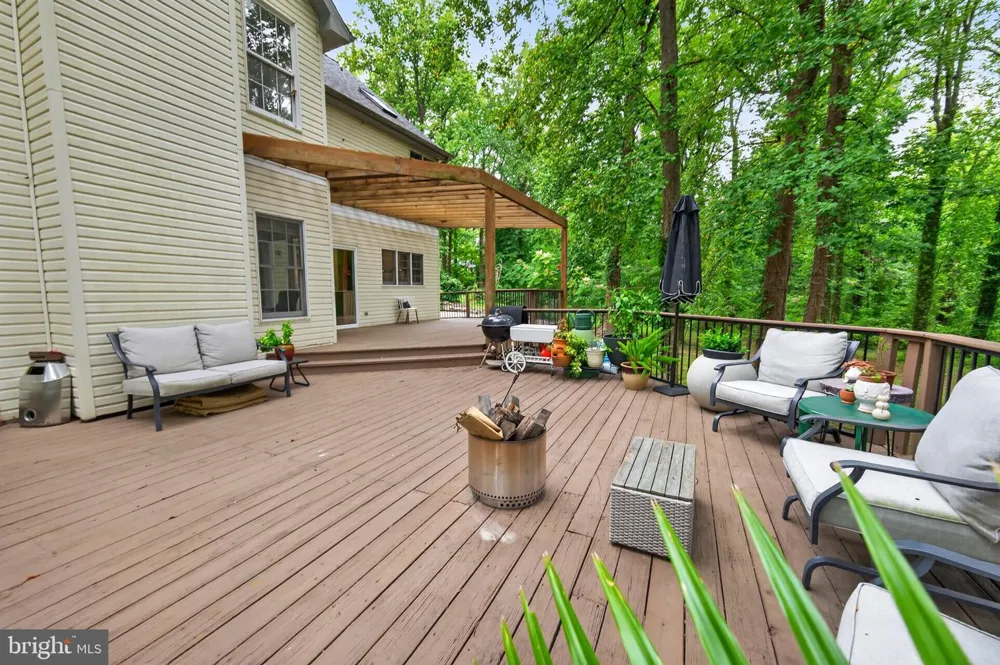 1207 ASQUITHPINES PLACE Arnold, MD 21012