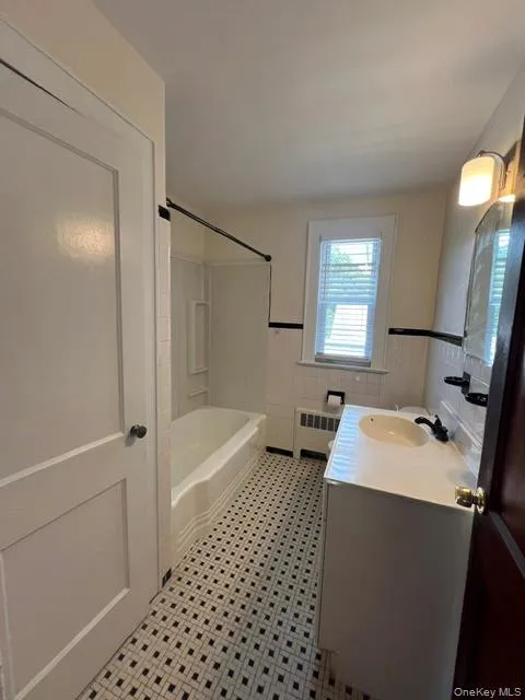 27 Washington Avenue Sloatsburg, NY 10974