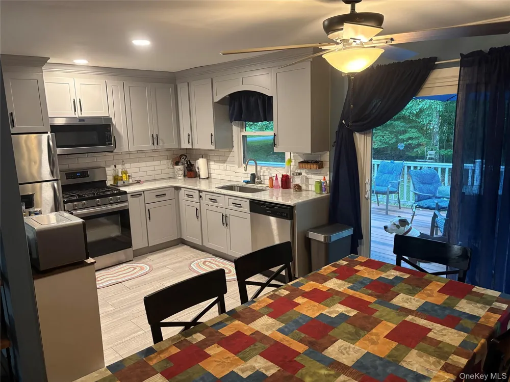 1 Walnut Trail W Wurtsboro, NY 12790