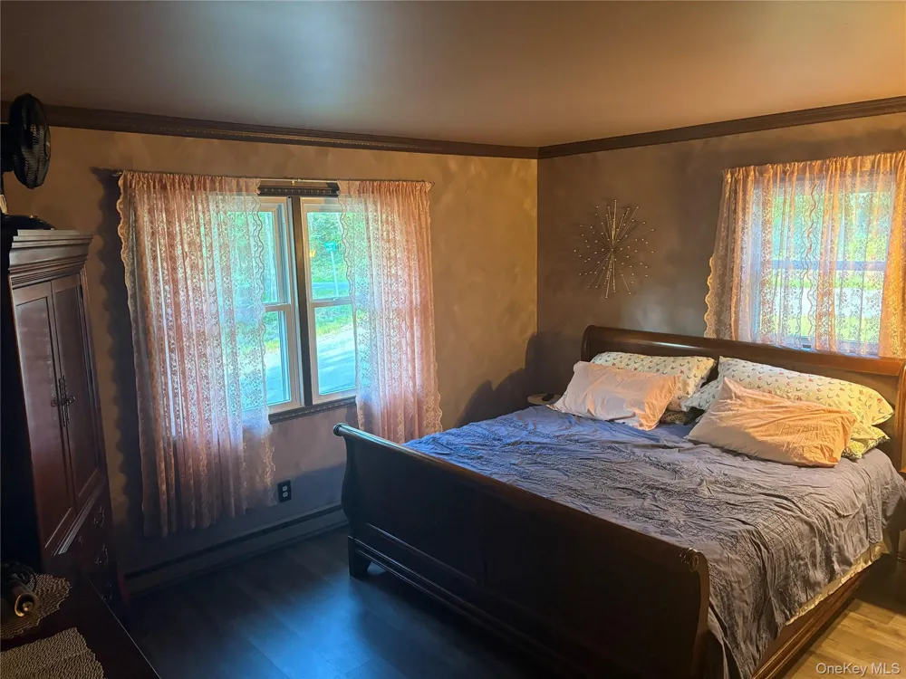 1 Walnut Trail W Wurtsboro, NY 12790