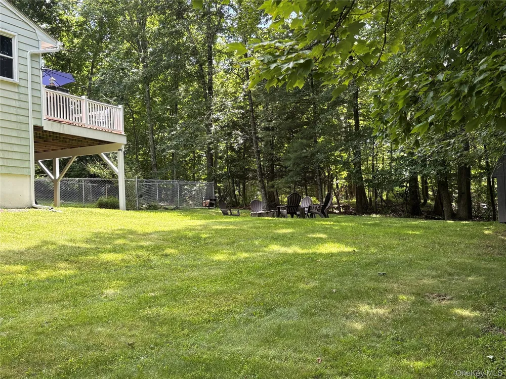 1 Walnut Trail W Wurtsboro, NY 12790