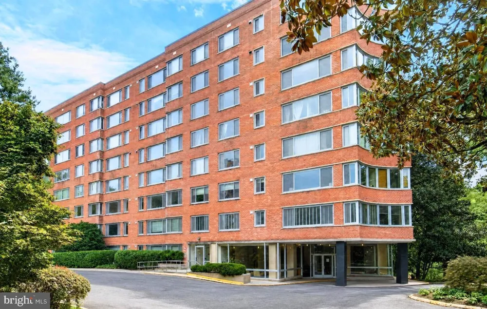 4200 CATHEDRAL AVENUE NW #1009 Washington, DC 20016