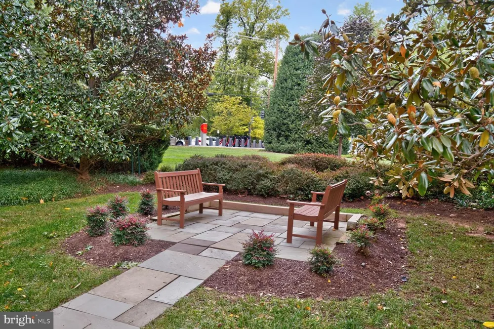 4200 CATHEDRAL AVENUE NW #1009 Washington, DC 20016