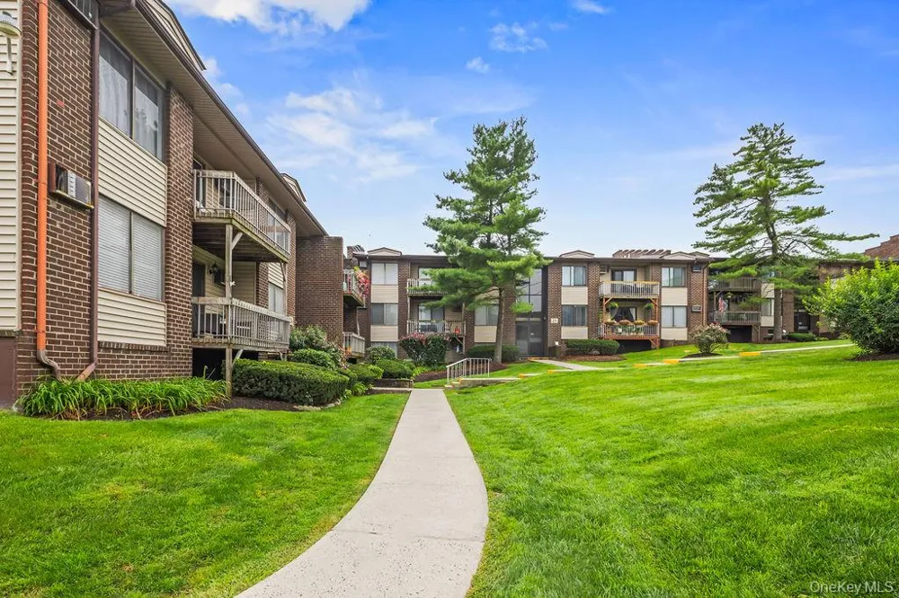 249 Country Club Lane Pomona, NY 10970