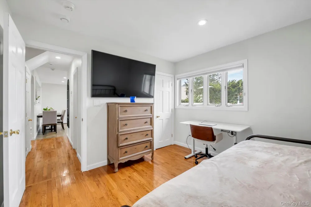 1055 Jefferson Street Baldwin, NY 11510