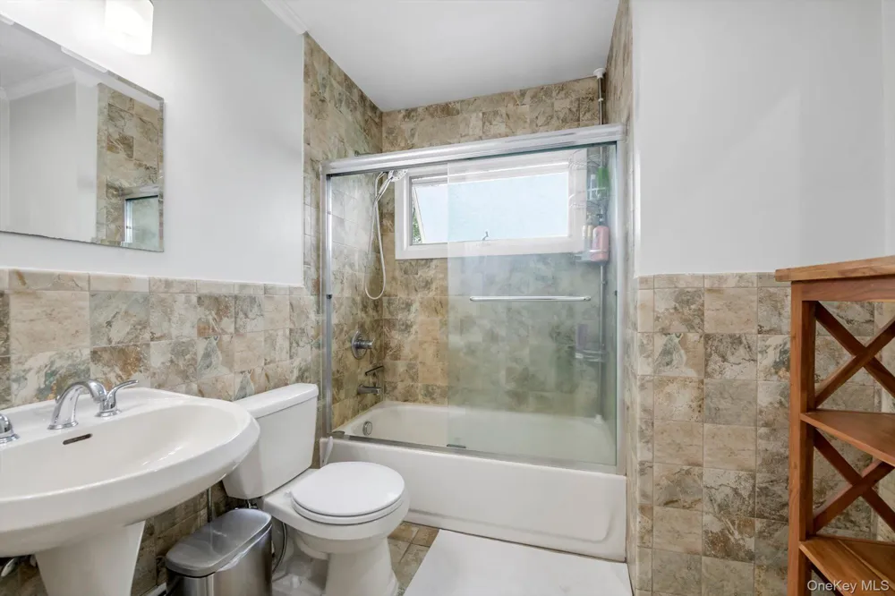 1055 Jefferson Street Baldwin, NY 11510