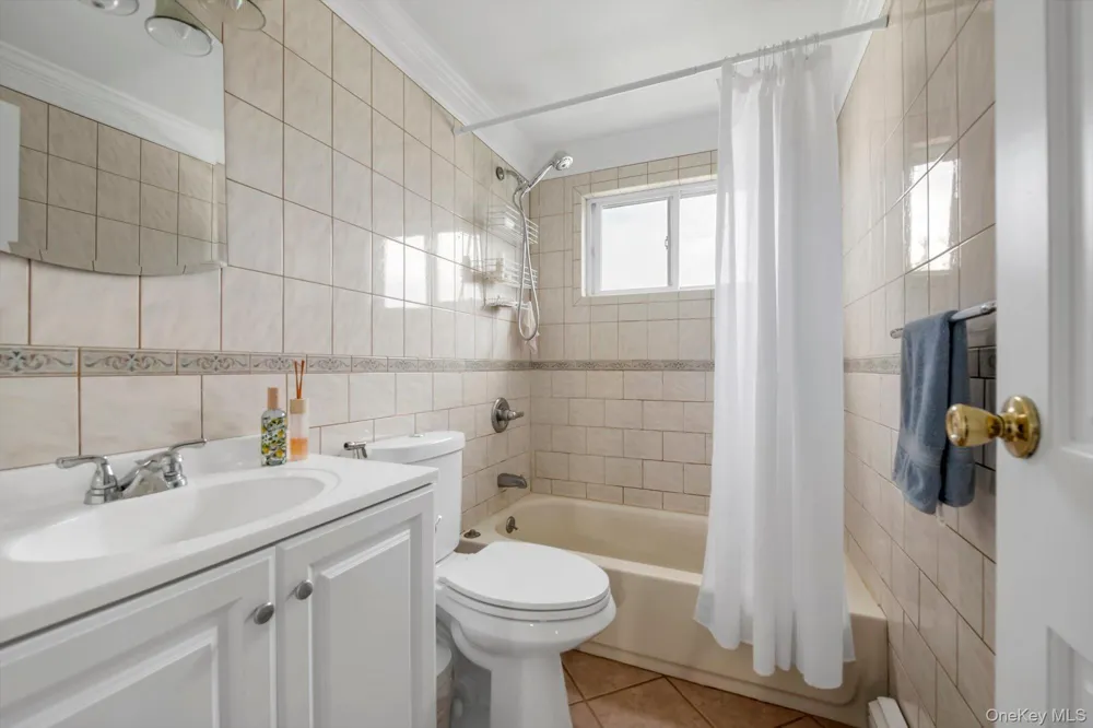 1055 Jefferson Street Baldwin, NY 11510