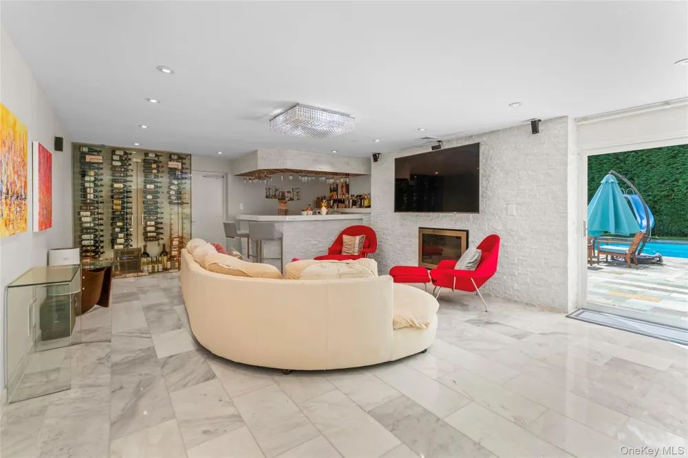 199 Winding Brook Road New Rochelle, NY 10804
