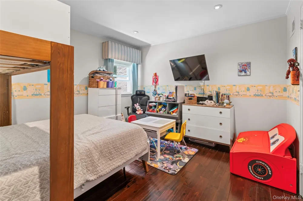 199 Winding Brook Road New Rochelle, NY 10804