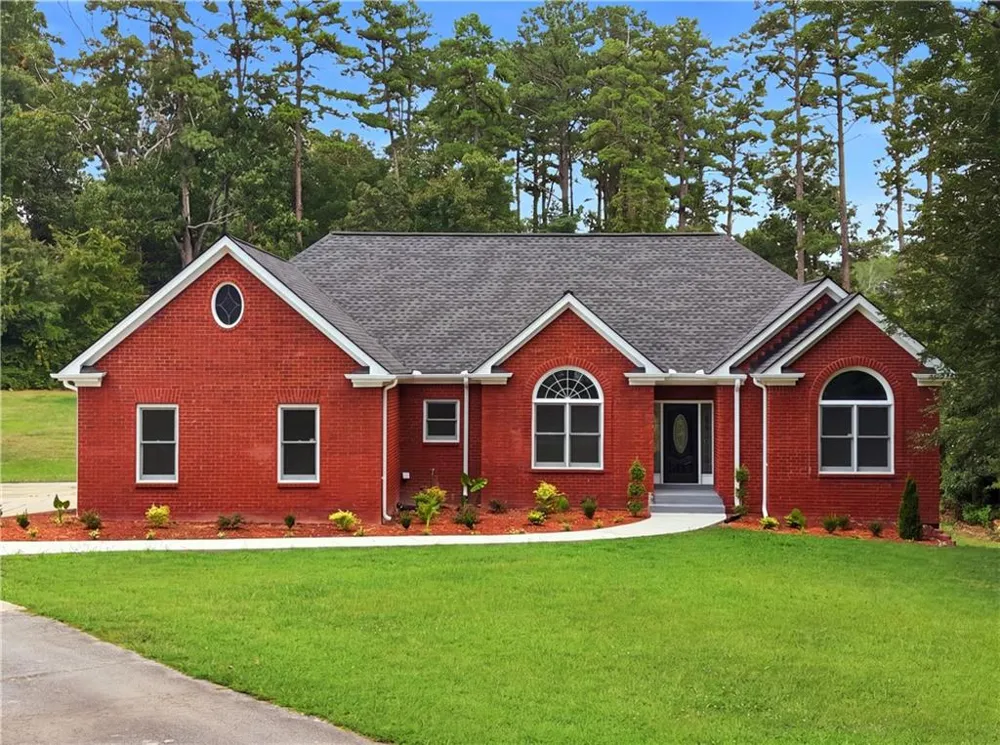 3141 Centerville Rosebud Road Snellville, GA 30039