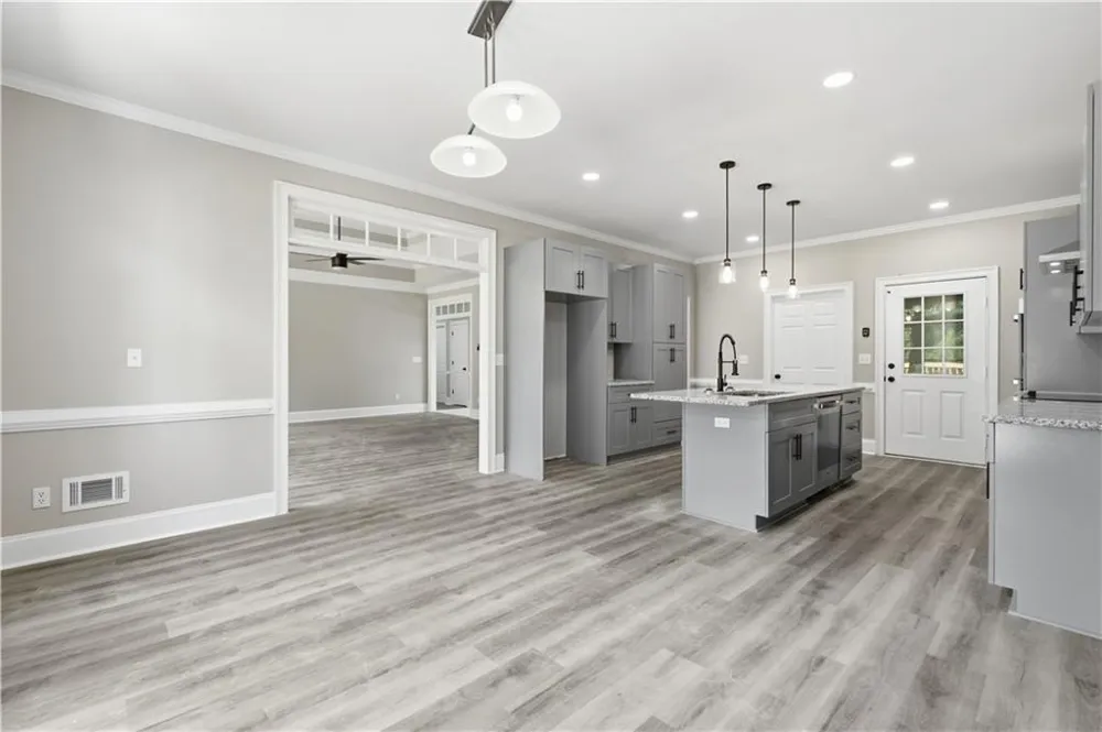 3141 Centerville Rosebud Road Snellville, GA 30039