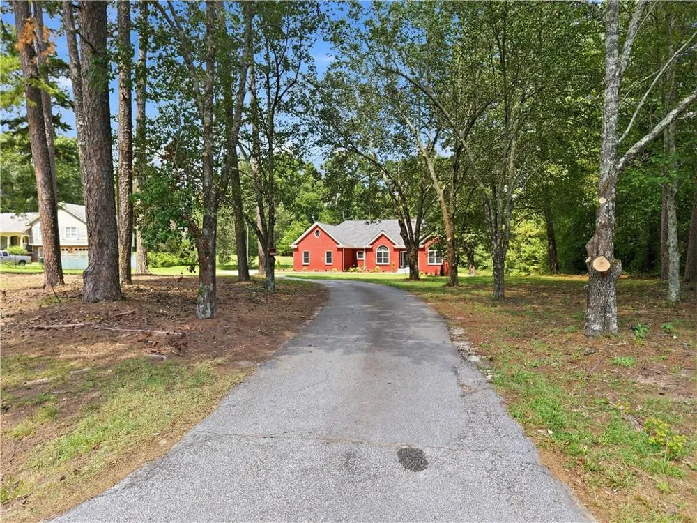 3141 Centerville Rosebud Road Snellville, GA 30039