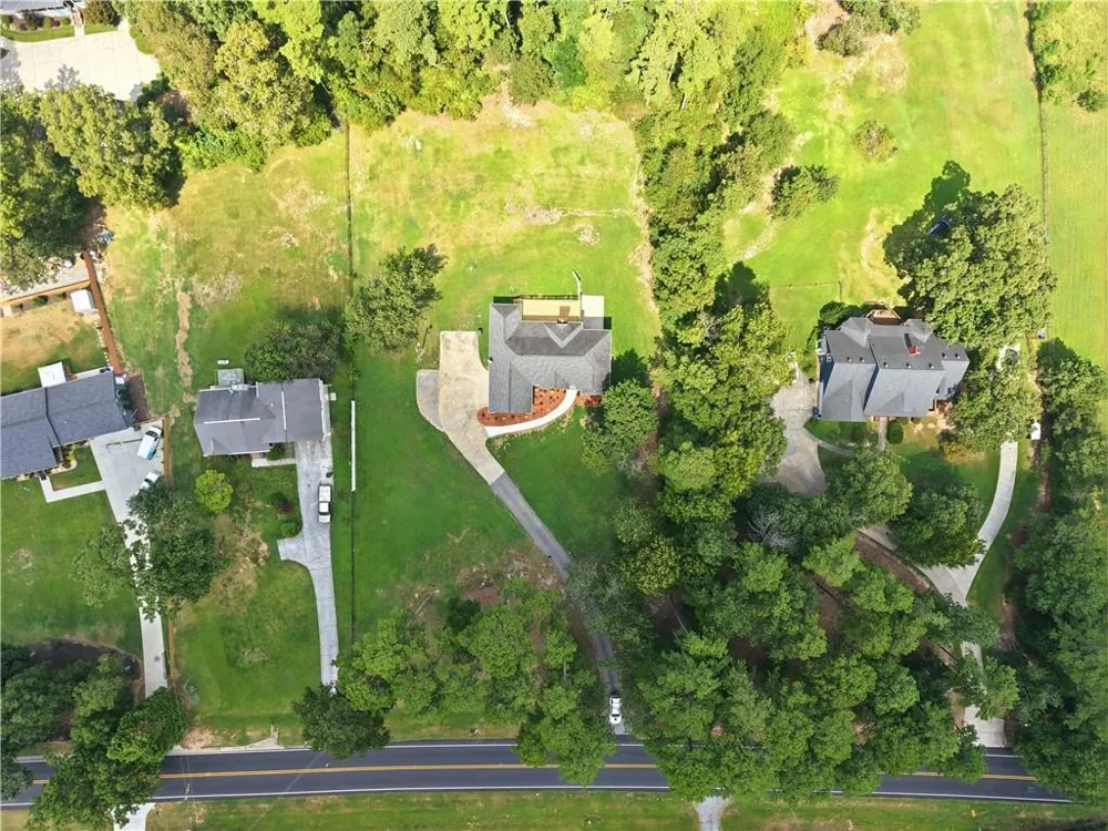 3141 Centerville Rosebud Road Snellville, GA 30039