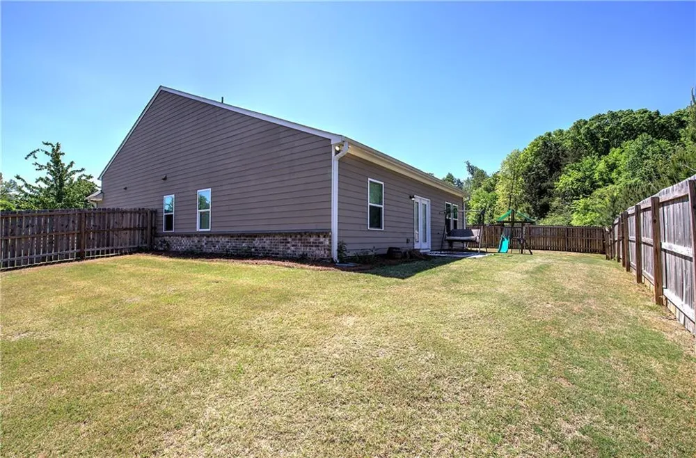 102 Sorrento Drive NW Cartersville, GA 30120