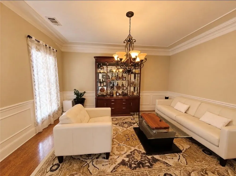 1653 Elesmere Oak Court Duluth, GA 30097