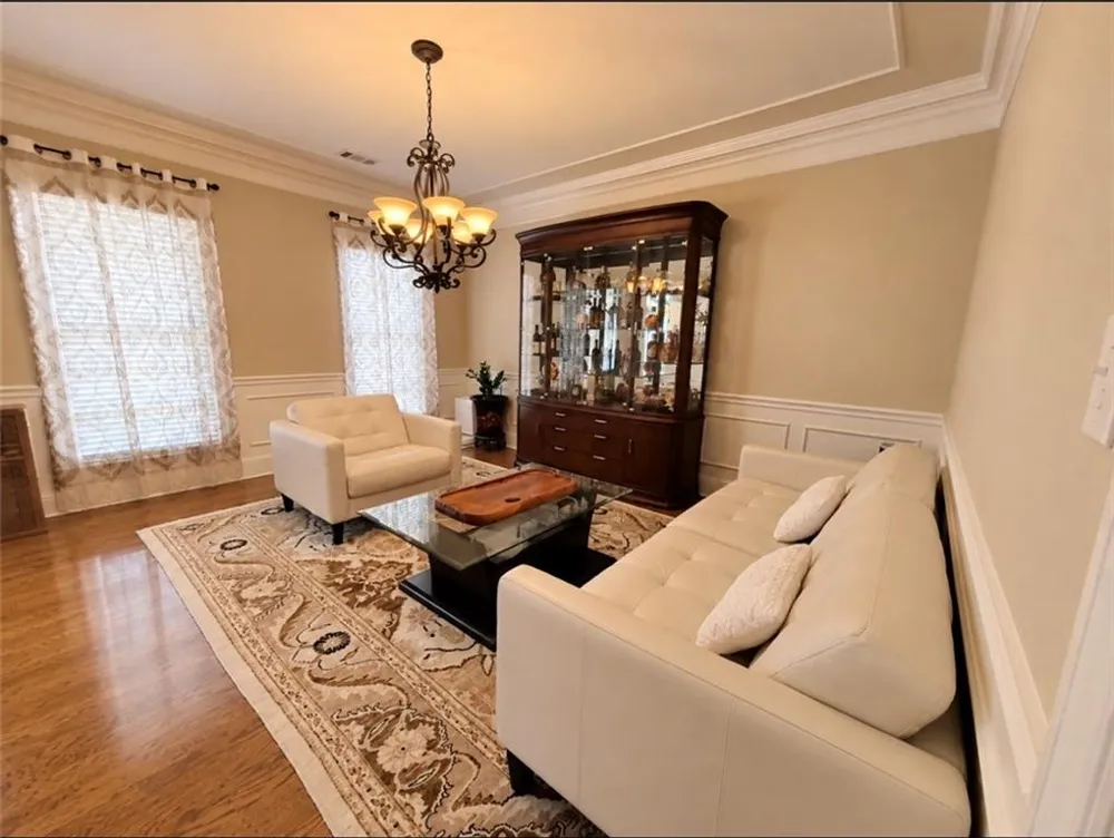 1653 Elesmere Oak Court Duluth, GA 30097