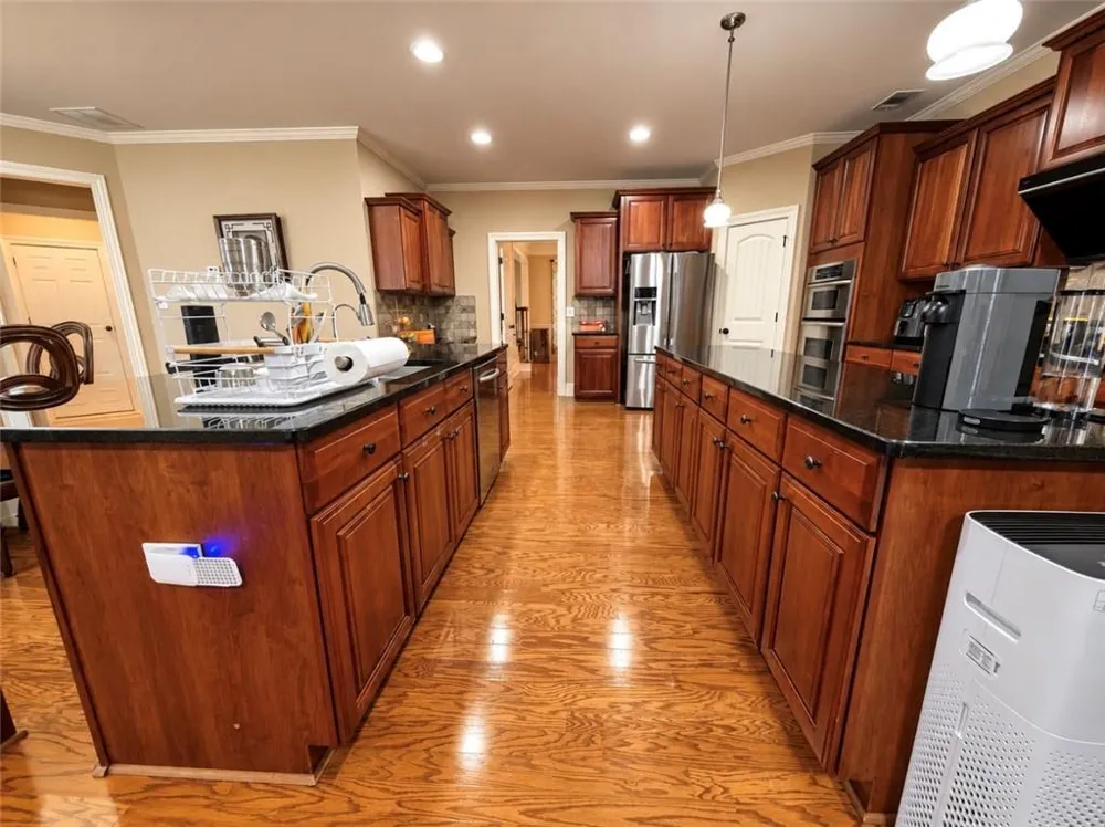 1653 Elesmere Oak Court Duluth, GA 30097
